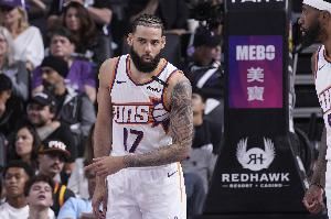 队记：太阳将不会留下科迪-马丁 后者将成为完全自由球员